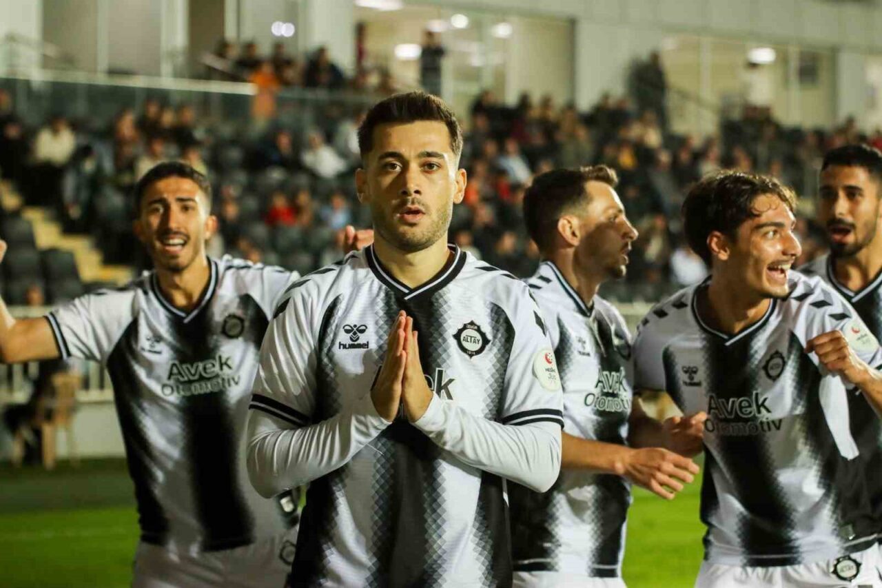 Altay’da Ali Kızılkuyu’nun Golleriyle Yükseliş Devam Ediyor