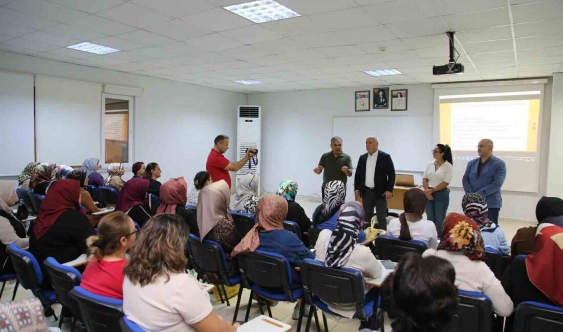 Alanya’da Okul Taşıtları Rehber Personeli İçin Eğitim Programı Başladı Alanya'da Okul Taşıtları Rehber Personel Eğitim Kursu, ALTSO ve Halk