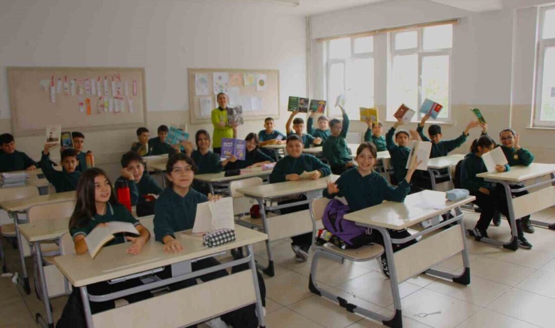 Amasya'da 53 binden fazla öğrenci, "Şehzadeler şehri okuyor" projesi kapsamında