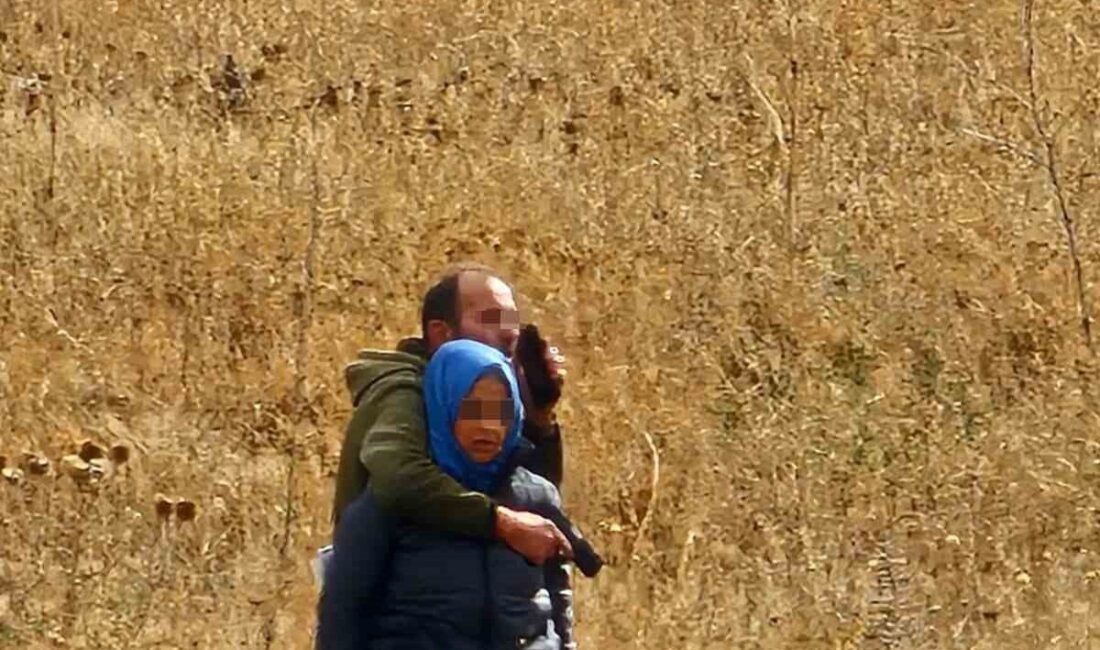 Ankara'nın Pursaklar ilçesinde, eski eşini silahla rehin alan şahıs, ekiplerin