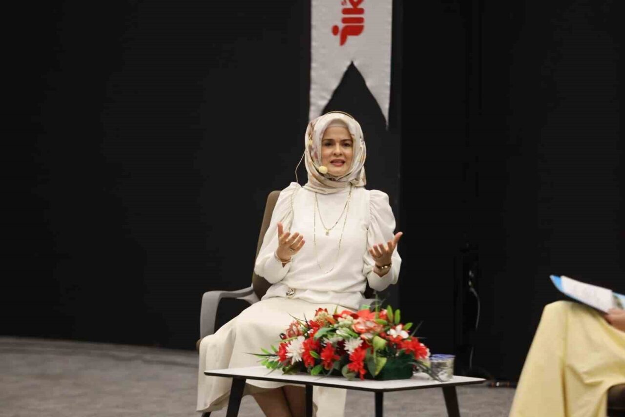 Samsun’un İlkadım Belediyesi ve İlkadım Kent Konseyi, "Ergenlik, Anne ve