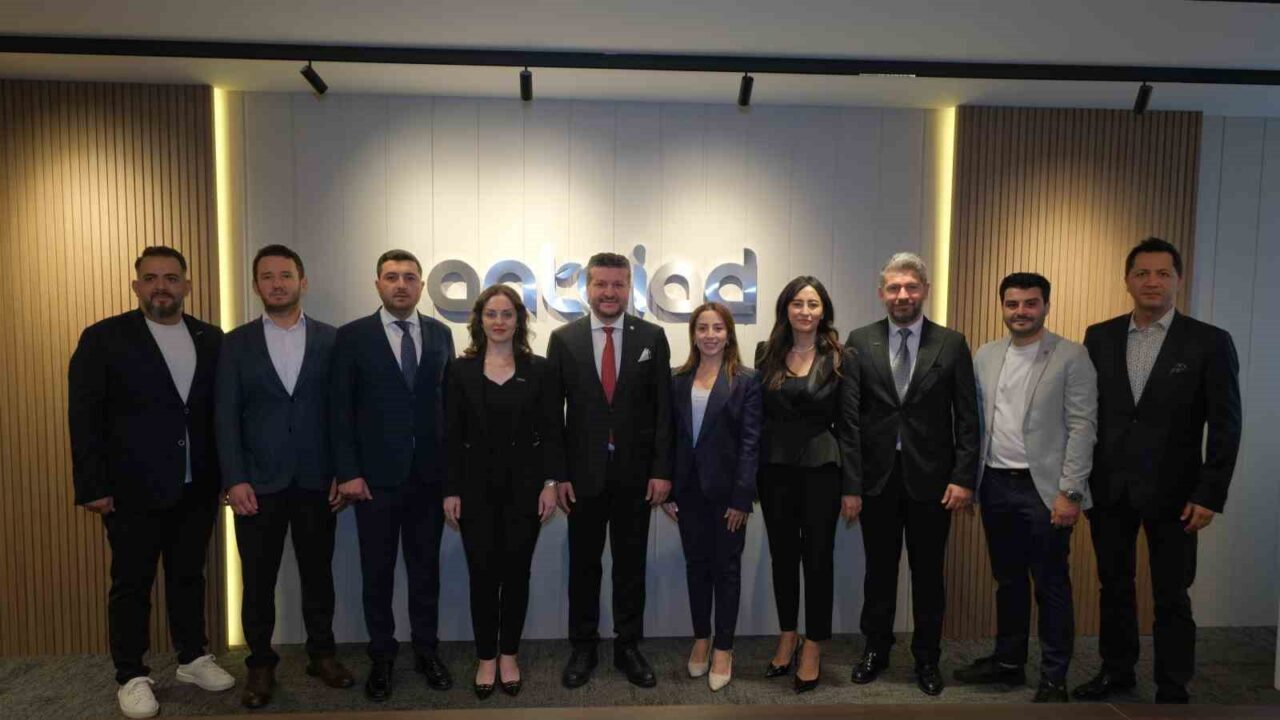 ANTGİAD, 35. yılına özel yeni ofisinin açılışını kutladı. Genel Sekreter