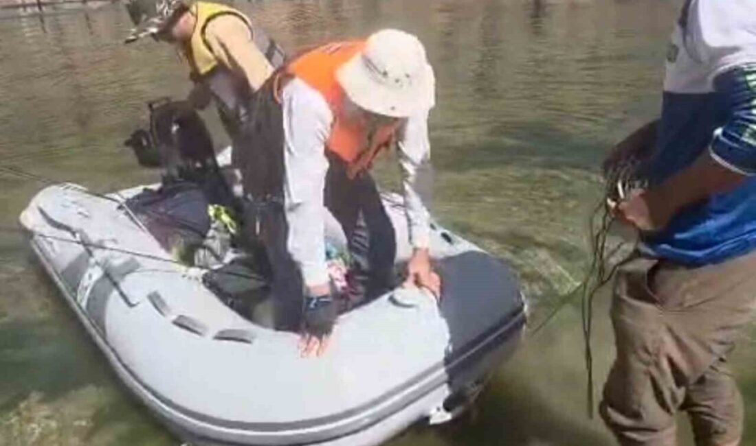 Arabanlı Balıkçıların Keban Barajı’ndaki Alabalık Avı Keyfi Gaziantep'in Araban ilçesinden Hayri Karakuş ve arkadaşları, Keban Barajı'nda kamp