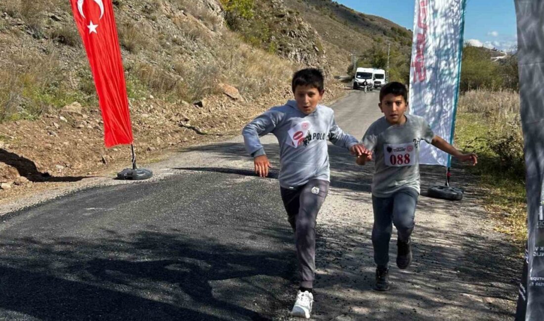 Gençlik ve Spor Bakanlığı'nın "Koşan Yıldızlar" projesi kapsamında Posof'ta düzenlenen