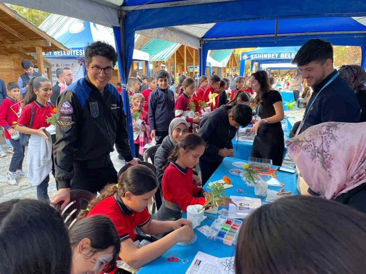 Türkiye’nin ilk astronotlarından Tuva Cihangir Atasever, Şahinbey Belediyesi tarafından düzenlenen