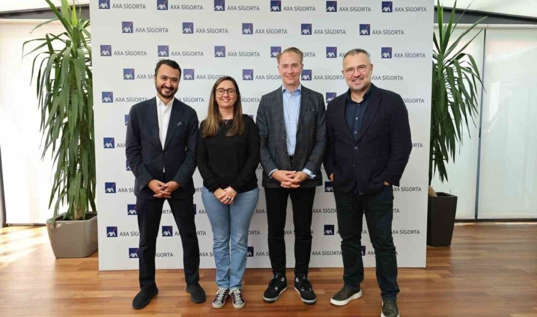 AXA Global CEO'su Thomas Buberl, İstanbul'da düzenlenen etkinlikte AXA Türkiye'nin