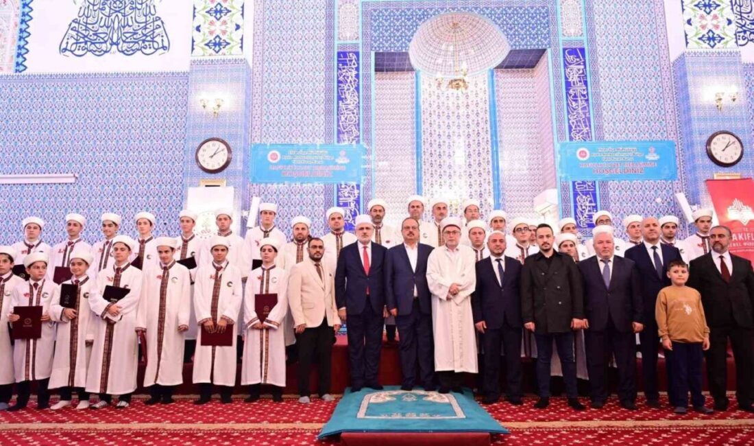 Umurlu Bölge Yatılı Hafızlık Kur’an Kursu’nda 26 Hafızlık Öğrencisi İçin İcazet Töreni Düzenlendi Aydın'da Efeler İlçe Müftülüğü tarafından düzenlenen hafızlık icazet töreninde, Umurlu