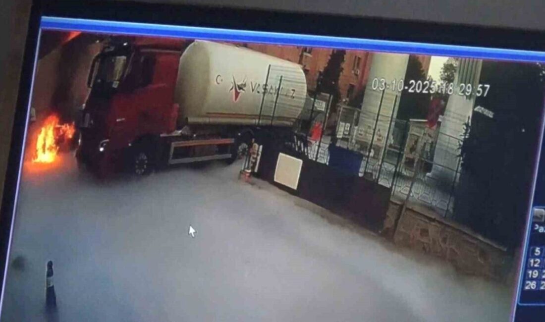 Aydın’ın Efeler ilçesinde hastane bahçesindeki sıvı oksijen tankeri yanında park
