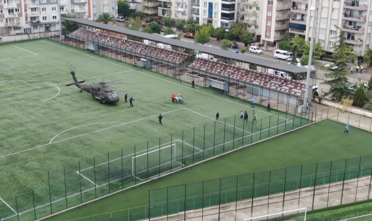 Aydın Adnan Menderes Stadyumu'nda, Aydın Valiliği'nin organizasyonuyla gerçekleştirilen helikopter destekli