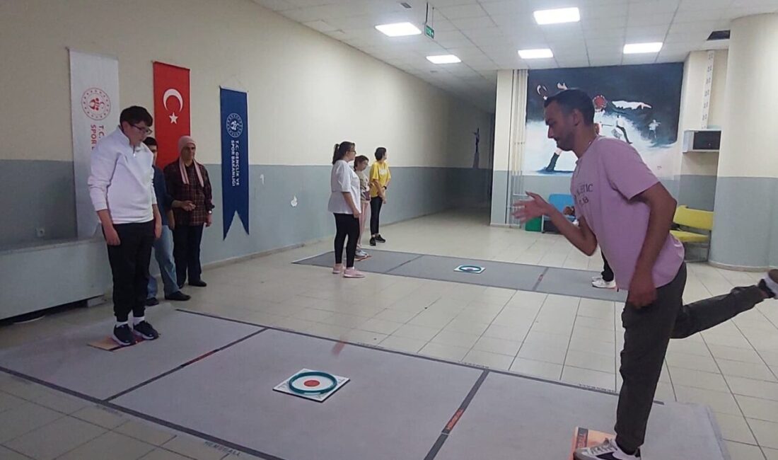Aydın’da Özel Gençlerin Gelişimi İçin “Mutlu Çarşamba” Projesi Devam Ediyor Aydın'da "Mutlu Çarşamba" projesi, özel bireylerin sporla gelişimine katkı sağlamak