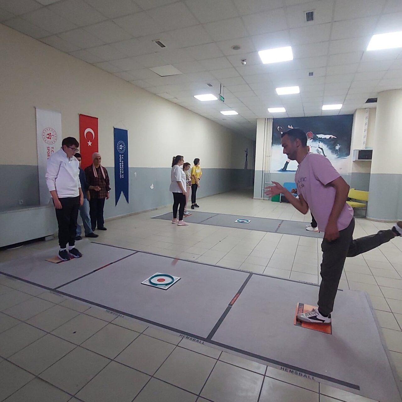 Aydın'da "Mutlu Çarşamba" projesi, özel bireylerin sporla gelişimine katkı sağlamak