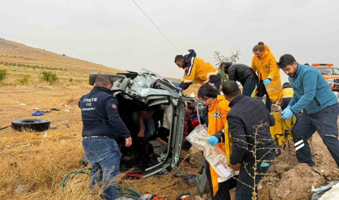 Burdur'un Karamanlı ilçesinde yol üzerindeki su birikintisi nedeniyle meydana gelen