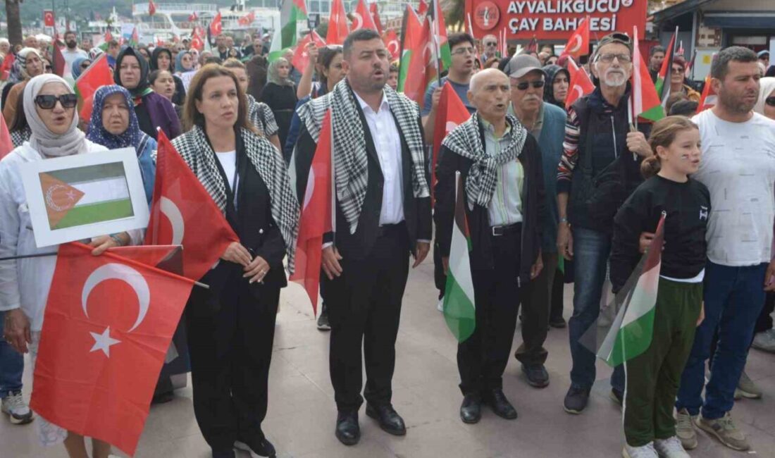 Ayvalık'ta düzenlenen Filistin'e destek yürüyüşü, AK Parti, MHP ve çeşitli