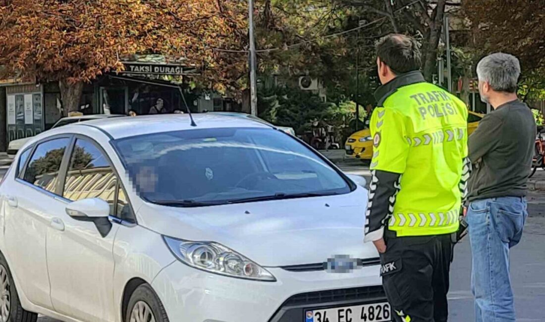 Eskişehir’de Bir Baba, Otizmli Oğluna Araçta Şiddet Uyguladı İddiasıyla Gözaltına Alındı Eskişehir'de bir baba, aracında otizmli oğluna şiddet uyguladığı iddiasıyla polise