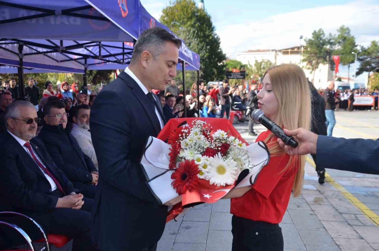 Bafra ilçesinde 29 Ekim Cumhuriyet Bayramı, 15 Temmuz Demokrasi Meydanı'nda