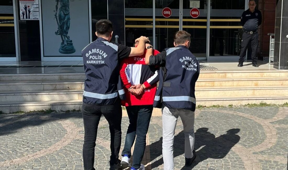 Samsun’da Narkotik Operasyonu: Bir Şahıs Tutuklandı, Uyuşturucu ve Para Ele Geçirildi Samsun'un Bafra ilçesinde düzenlenen uyuşturucu operasyonunda, Ali B. (45) tutuklandı.