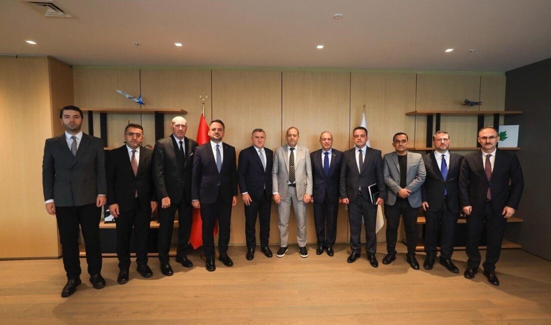 Gençlik ve Spor Bakanı Osman Aşkın Bak, Suriye'nin Gençlik ve