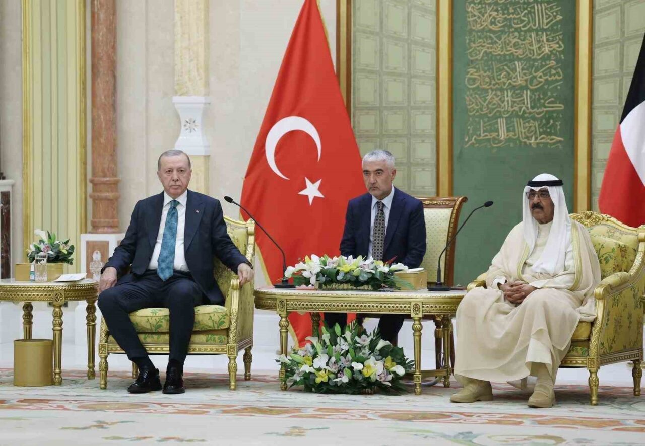 Enerji ve Tabii Kaynaklar Bakanı Alparslan Bayraktar, Cumhurbaşkanı Recep Tayyip