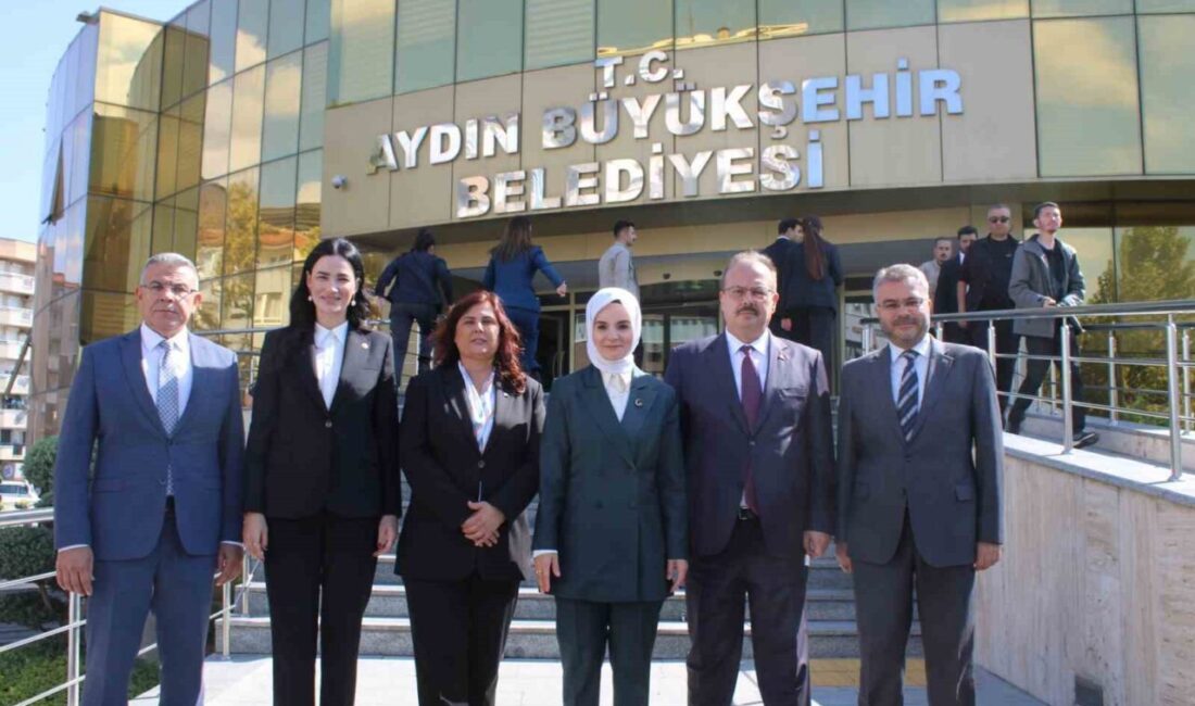 Aile ve Sosyal Hizmetler Bakanı Mahinur Özdemir Göktaş, Aydın'da bir