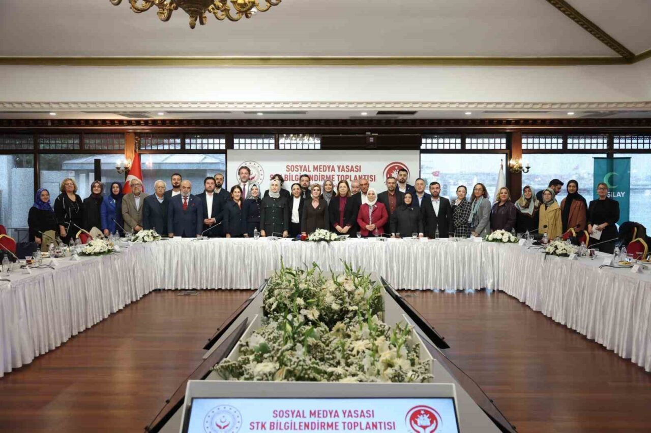 Aile ve Sosyal Hizmetler Bakanı Mahinur Özdemir Göktaş, İstanbul'da STK