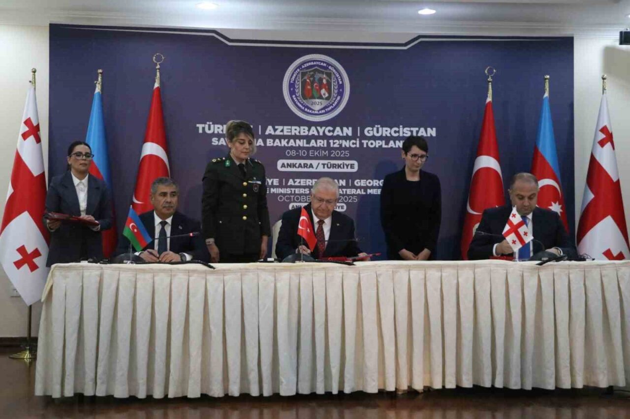 Türkiye, Azerbaycan ve Gürcistan Savunma Bakanları, Ankara'da 12. toplantıda bir