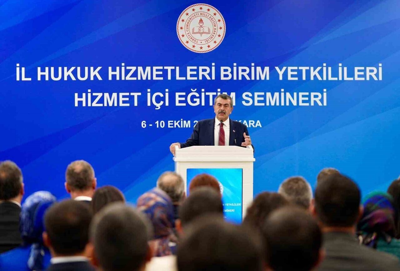 Milli Eğitim Bakanı Yusuf Tekin, öğrenme güçlüğü yaşayan öğrenciler için