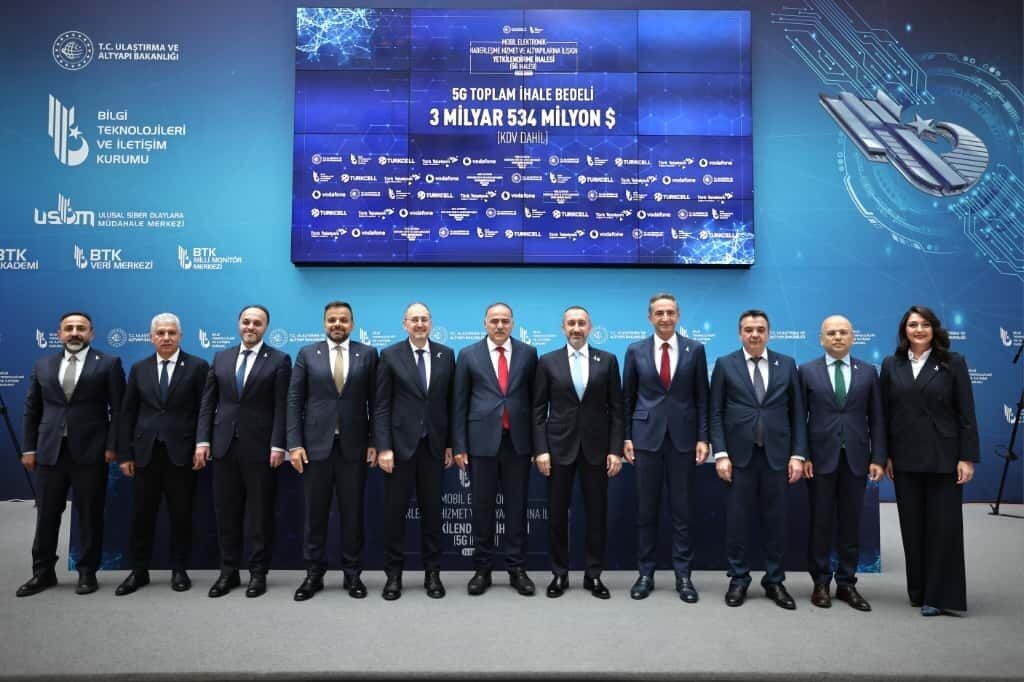 Ulaştırma ve Altyapı Bakanı Abdulkadir Uraloğlu, 5G ihalesinin sonuçlarını açıkladı.