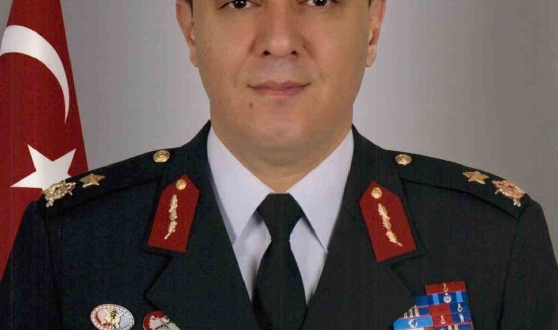İçişleri Bakanı Ali Yerlikaya, Jandarma KOM Daire Başkanı Tuğgeneral Selami