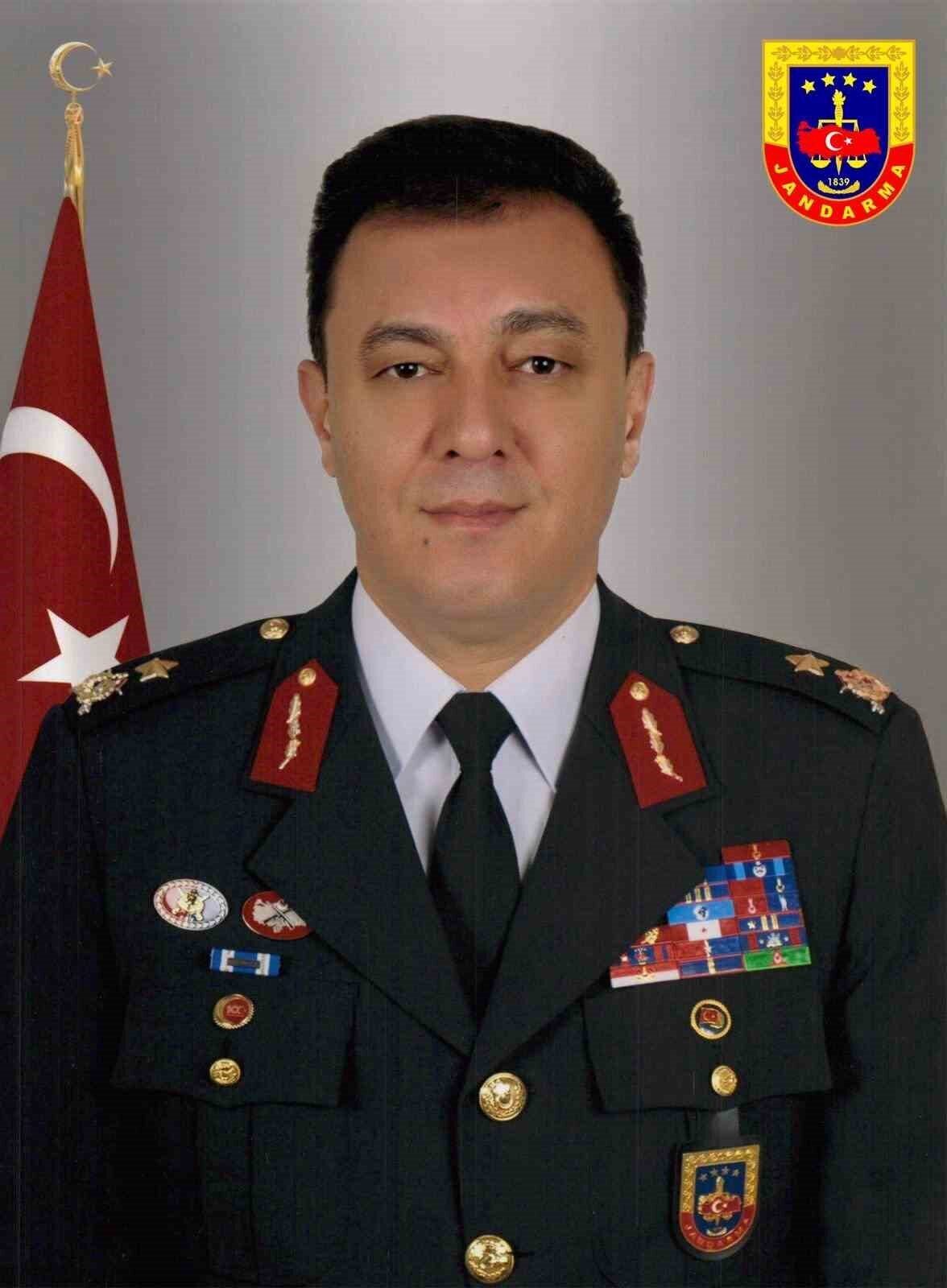 İçişleri Bakanı Ali Yerlikaya, Jandarma KOM Daire Başkanı Tuğgeneral Selami
