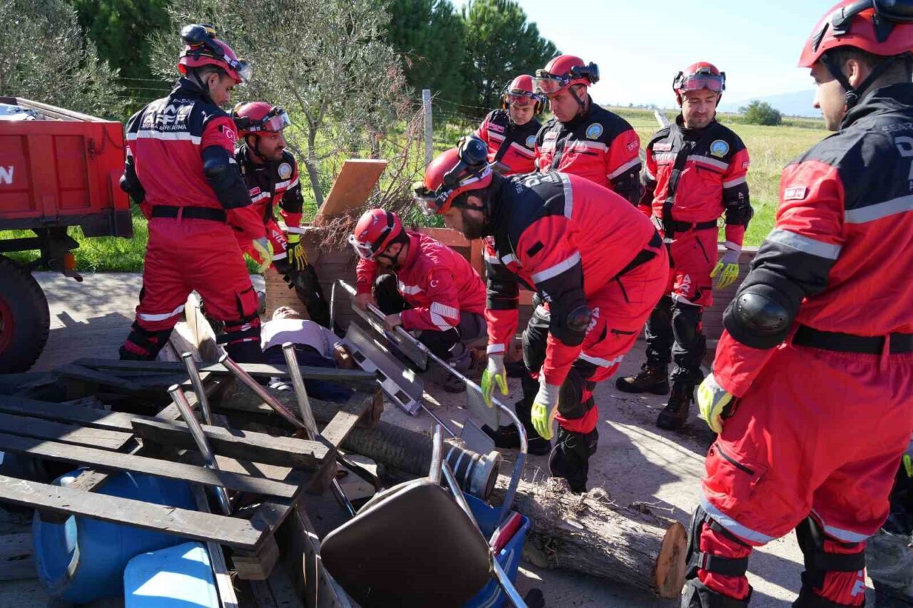 Devlet Hava Meydanları İşletmesi, Edremit Koca Seyit Havalimanı’nda Sındırgı'daki 6.1