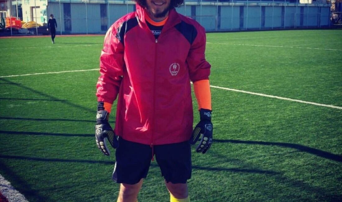 Bandırma Sanayi Spor’un Kalecisi Oğuzhan Kamacı Antrenman Sırasında Hayatını Kaybetti Bandırma Sanayi Spor Kulübü kalecisi Oğuzhan Kamacı, antrenman sırasında aniden