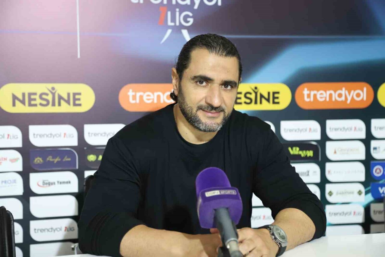 Trendyol 1. Lig'in 9. haftasında Bandırmaspor, Ümraniyespor'u 2-1 yendi. Ümraniyespor