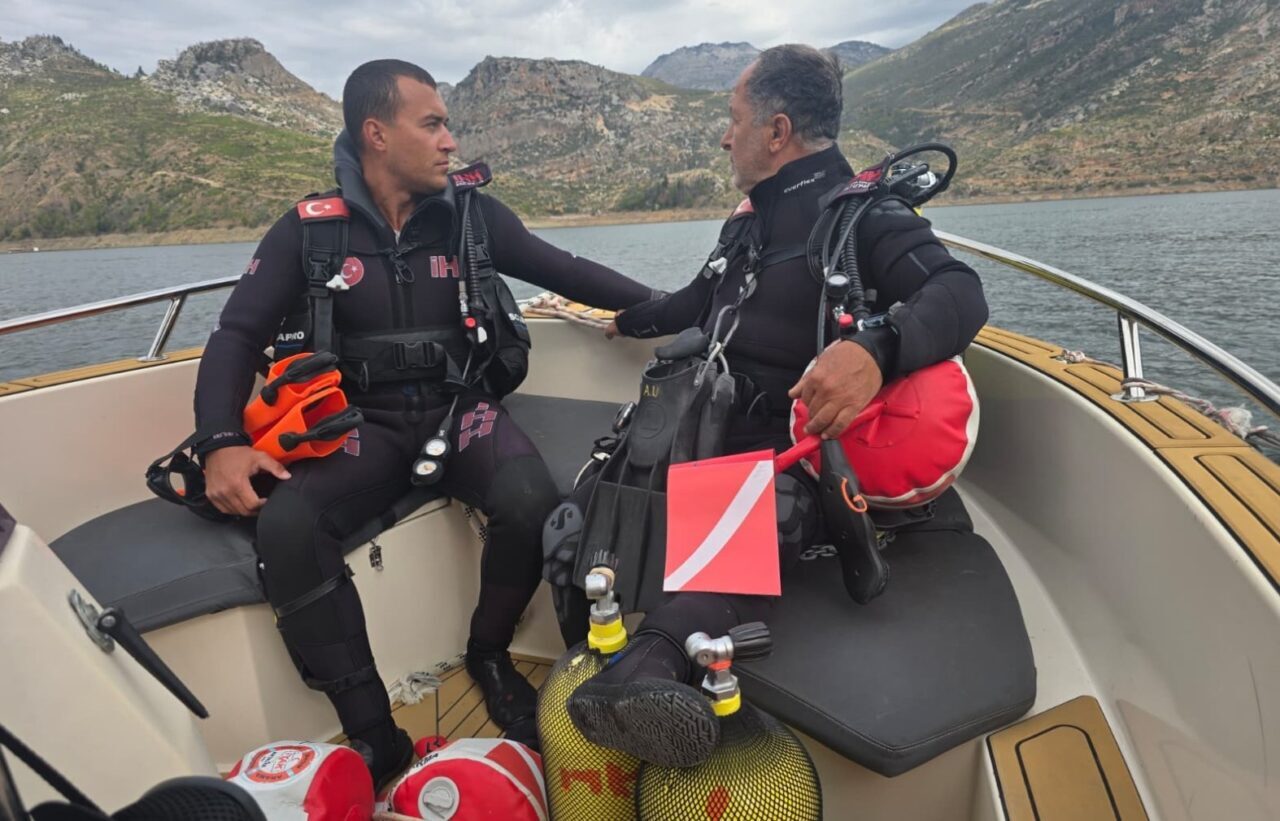 Antalya'nın Manavgat ilçesinde, Oymapınar Baraj Göleti'nde yüzmeye girerek kaybolan İrlandalı