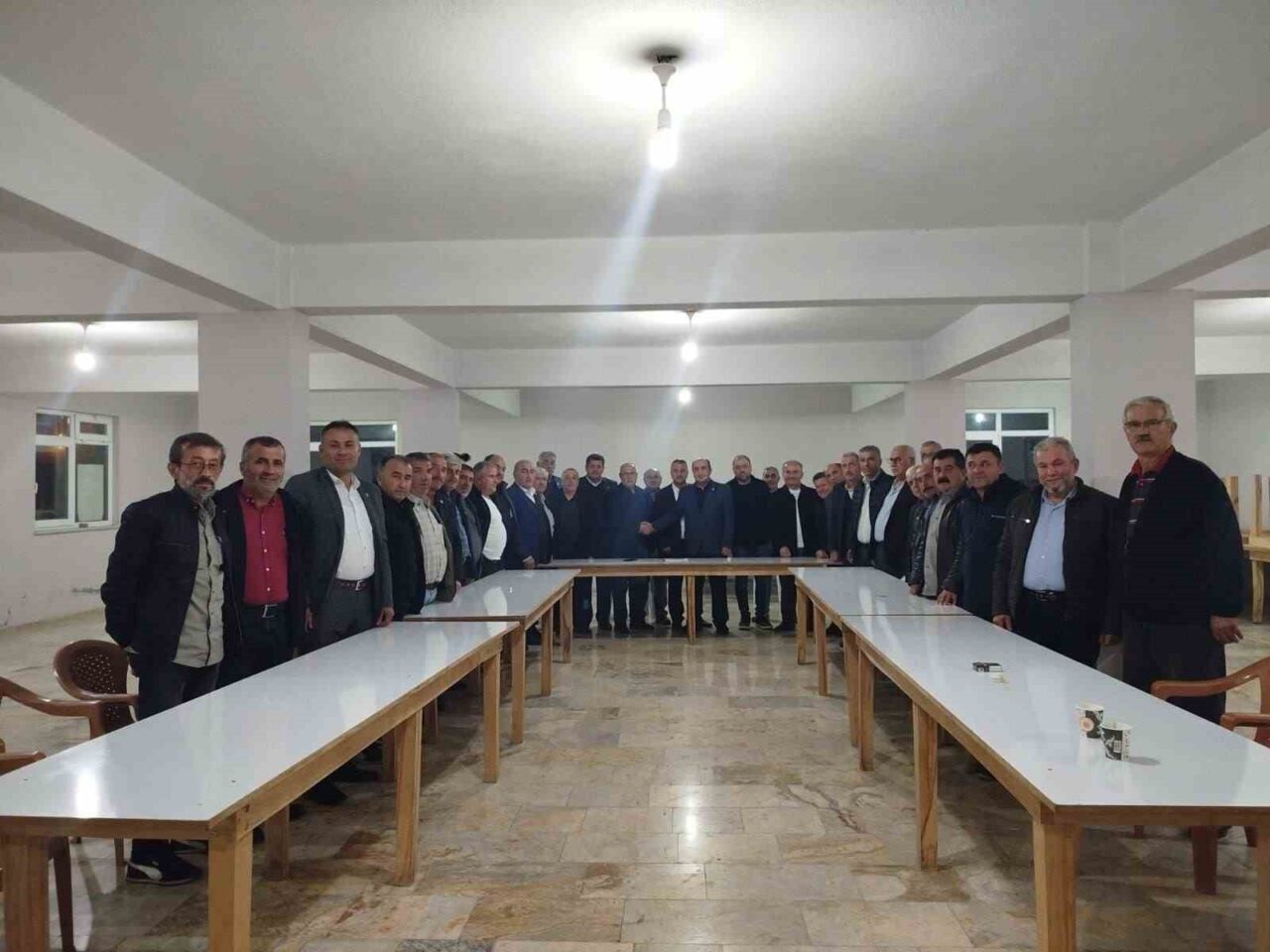 Bartın'da muhtarlar "Bartın Tüm Muhtarlar Derneği"ni kurarak birlik oluşturdu. Yeni