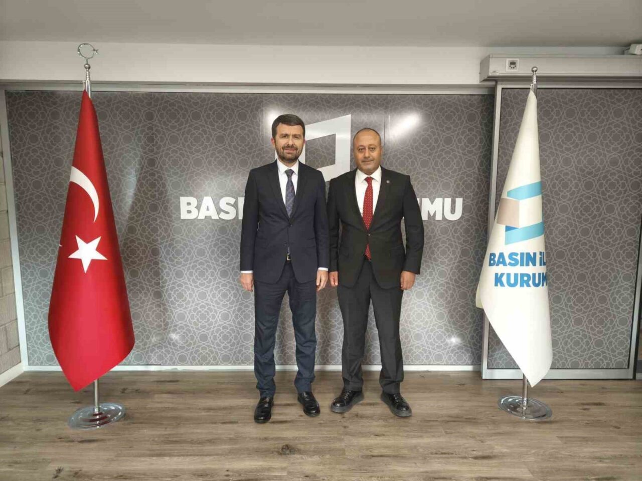 Abdulkadir Çay'ın Basın İlan Kurumu Genel Müdürlüğü’ne atanmasının ardından Atakan