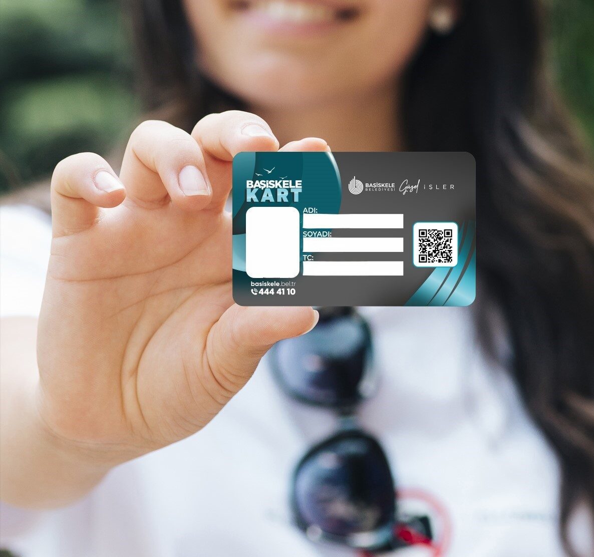 Başiskele Belediyesi’nden Yeni İndirim Kartı Uygulaması: Başiskele Kart ile Fırsatlar Sizi Bekliyor