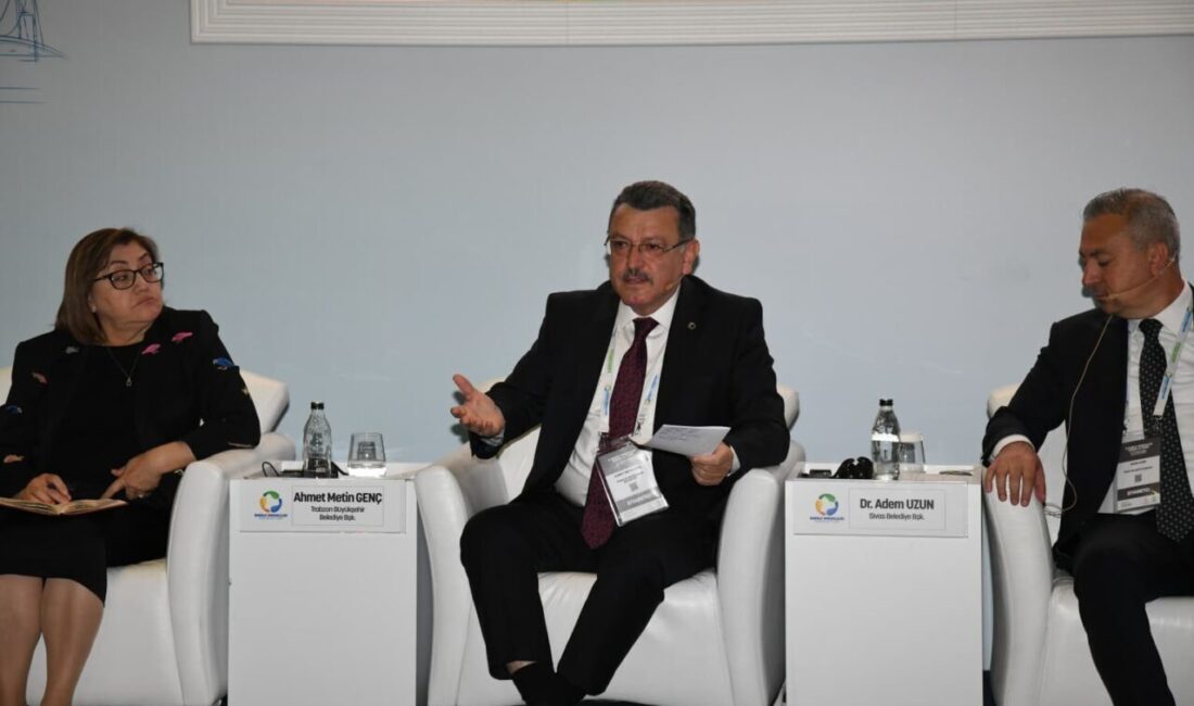 Trabzon Büyükşehir Belediye Başkanı Ahmet Metin Genç, enerji verimliliğinin yönetiminin