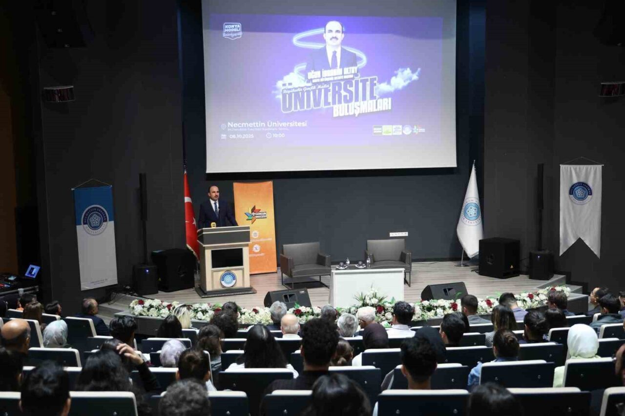 Konya Büyükşehir Belediye Başkanı Uğur İbrahim Altay, Necmettin Erbakan Üniversitesi'nde
