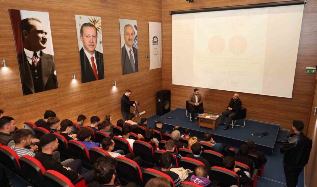 Başkan Büyükgöz, Gençlerle Buluşarak Geleceğin Türkiye’sini Tartıştı Gebze Belediye Başkanı Zinnur Büyükgöz, Beylikbağı Bilim Sanat Merkezi'nde gençlerle