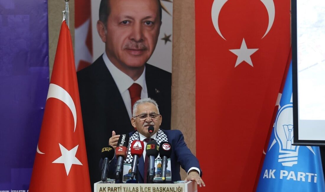 Kayseri Büyükşehir Belediye Başkanı Dr. Memduh Büyükkılıç, Talas İlçe Danışma