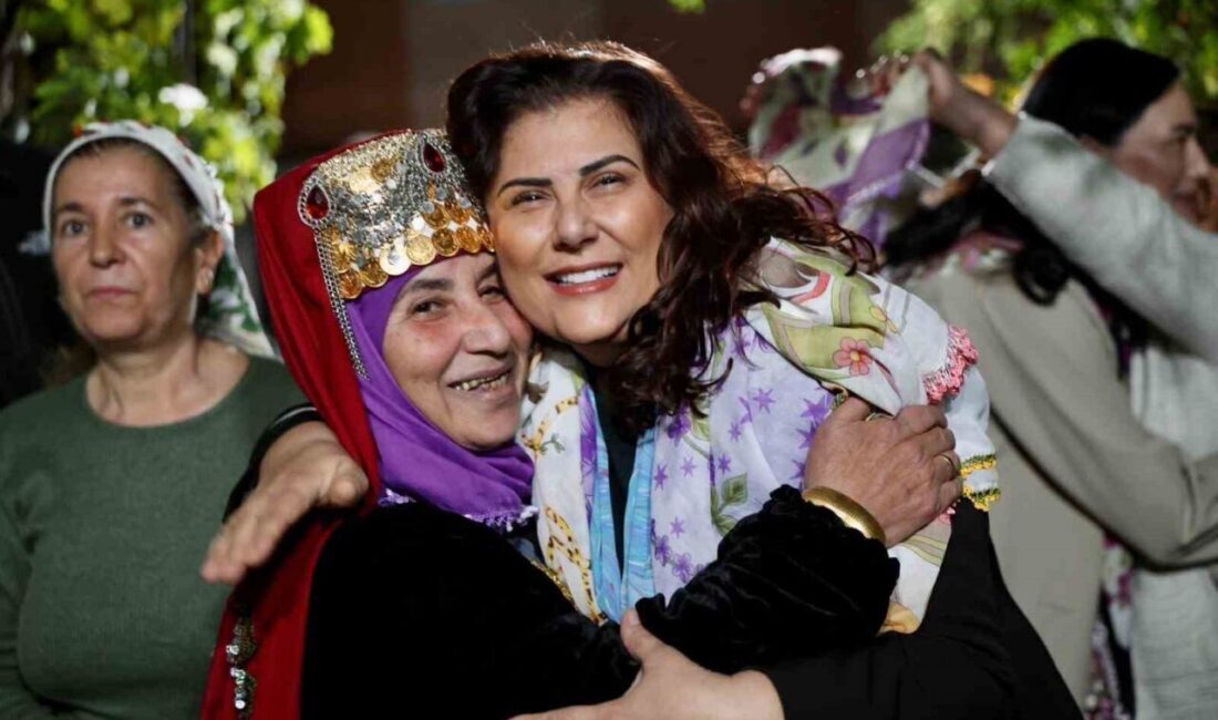 Başkan Çerçioğlu: “Aydın’ı Birlikte Geliştiriyoruz” Aydın Büyükşehir Belediye Başkanı Özlem Çerçioğlu, Kızılcaköy'de vatandaşlarla buluşarak sorunlarını