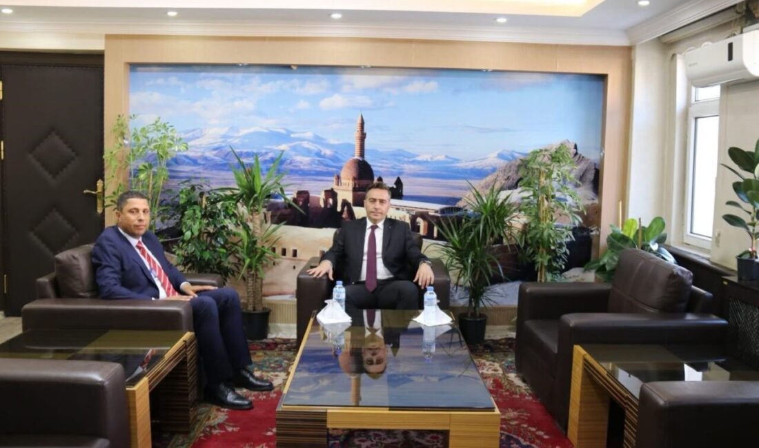 Dedeli Belediye Başkanı Veysi Durak, Ağrı İl Emniyet Müdürü Göksel