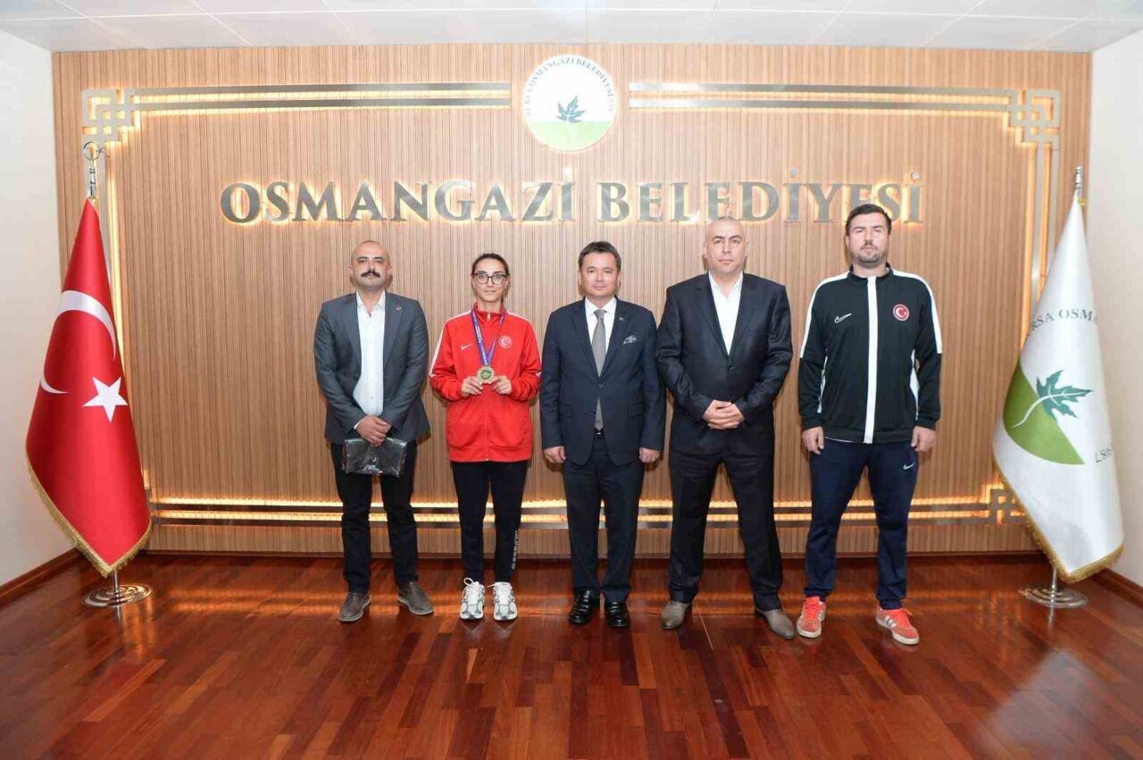 Osmangazi Belediye Başkanı Erkan Aydın, Balkan Şampiyonu ve Avrupa Oyunları