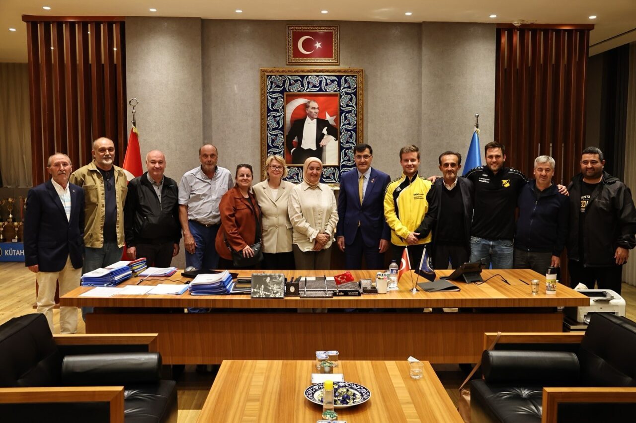 Kütahya Belediye Başkanı Eyüp Kahveci, Almanya'nın Nienhagen kentinden gelen heyeti