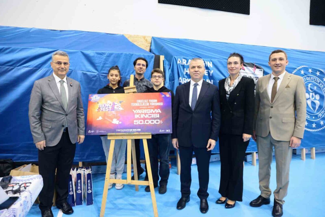 İlkadım Belediye Başkanı İhsan Kurnaz, eğitim ve bilim projelerine destek