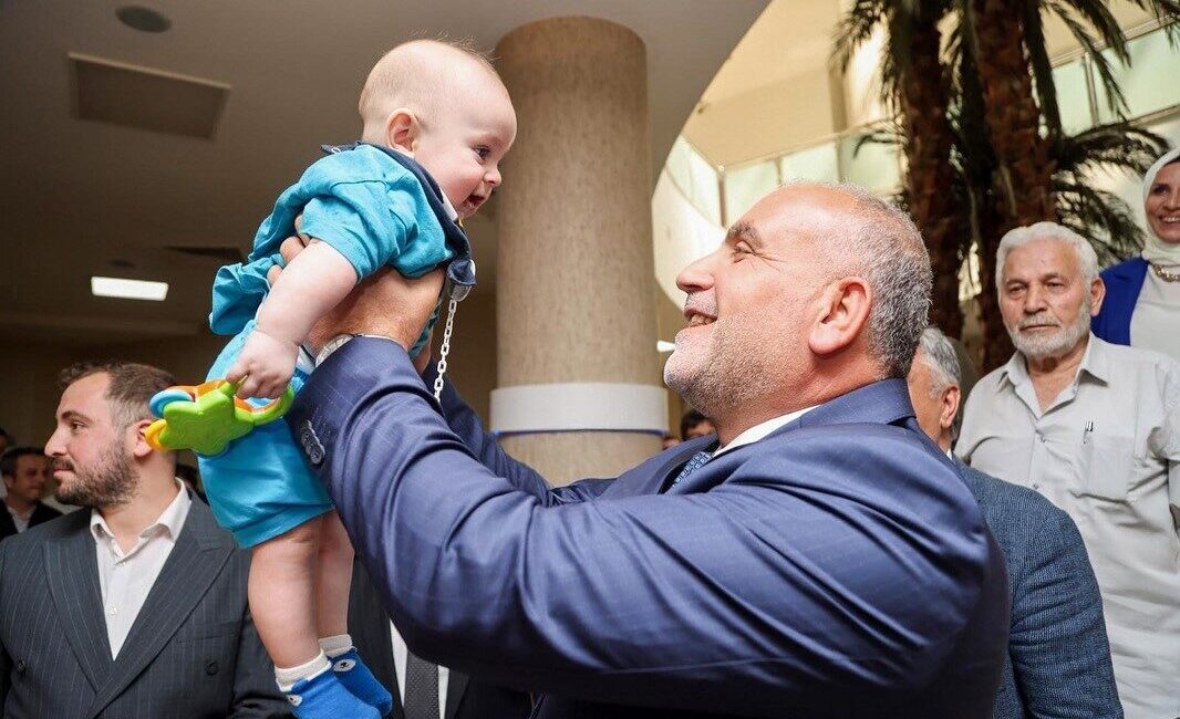 Canik Belediye Başkanı İbrahim Sandıkçı, Aile Yılı kapsamında ihtiyaç sahibi