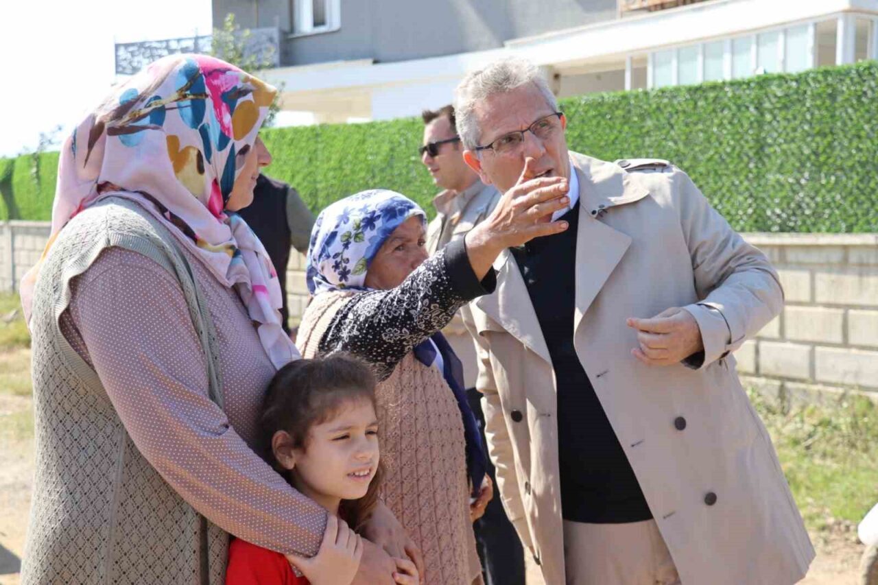 Nazilli Belediye Başkanı Dr. Ertuğrul Tetik, sabah saatlerinde Sümer Mahallesi'nde