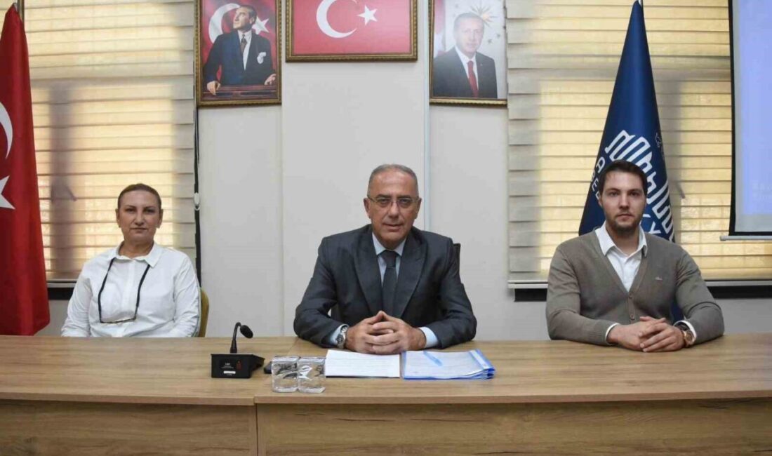 Antakya Belediye Başkanı İbrahim Naci Yapar, 2 Ekim'deki meclis toplantısında