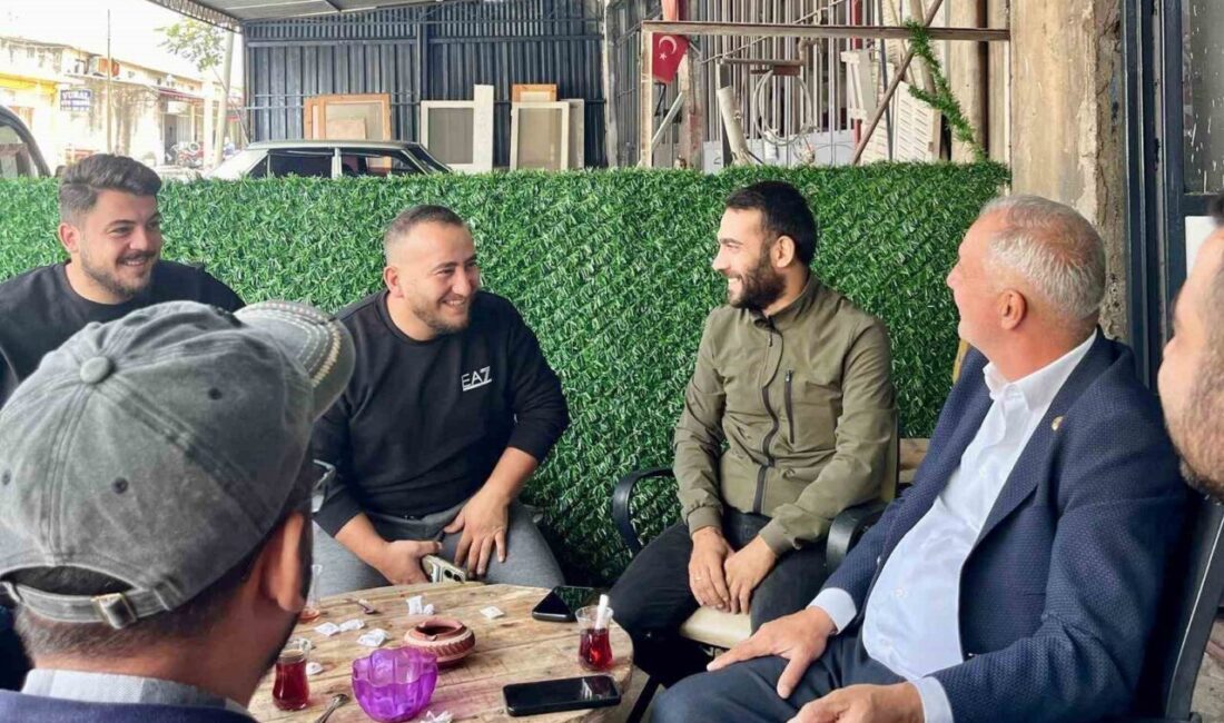 Osman Yıldırımkaya, Atça Sanayi Sitesi’nde genç esnafların taleplerini dinlediğini açıkladı. Sultanhisar Belediye Başkanı Osman Yıldırımkaya, Atça Sanayi Sitesi'nde genç esnafı