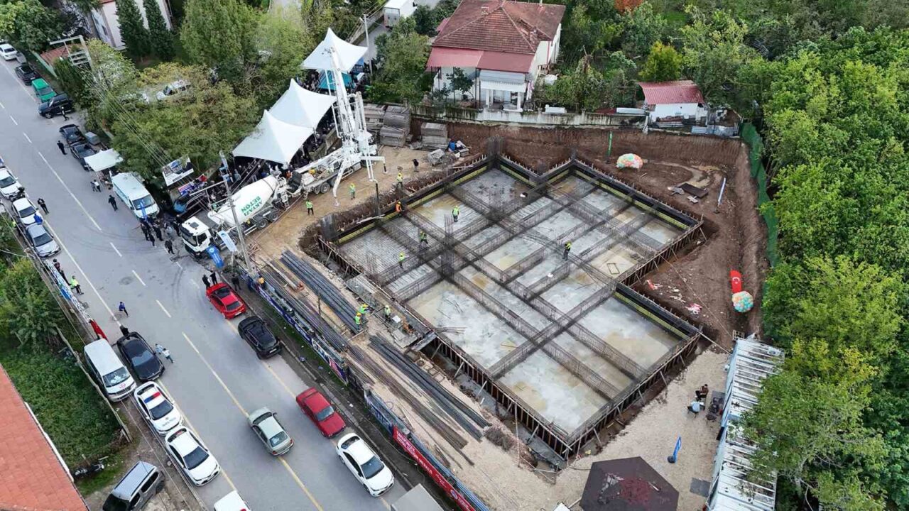 Sakarya Büyükşehir Belediye Başkanı Yusuf Alemdar, seçim öncesi taahhüt ettiği